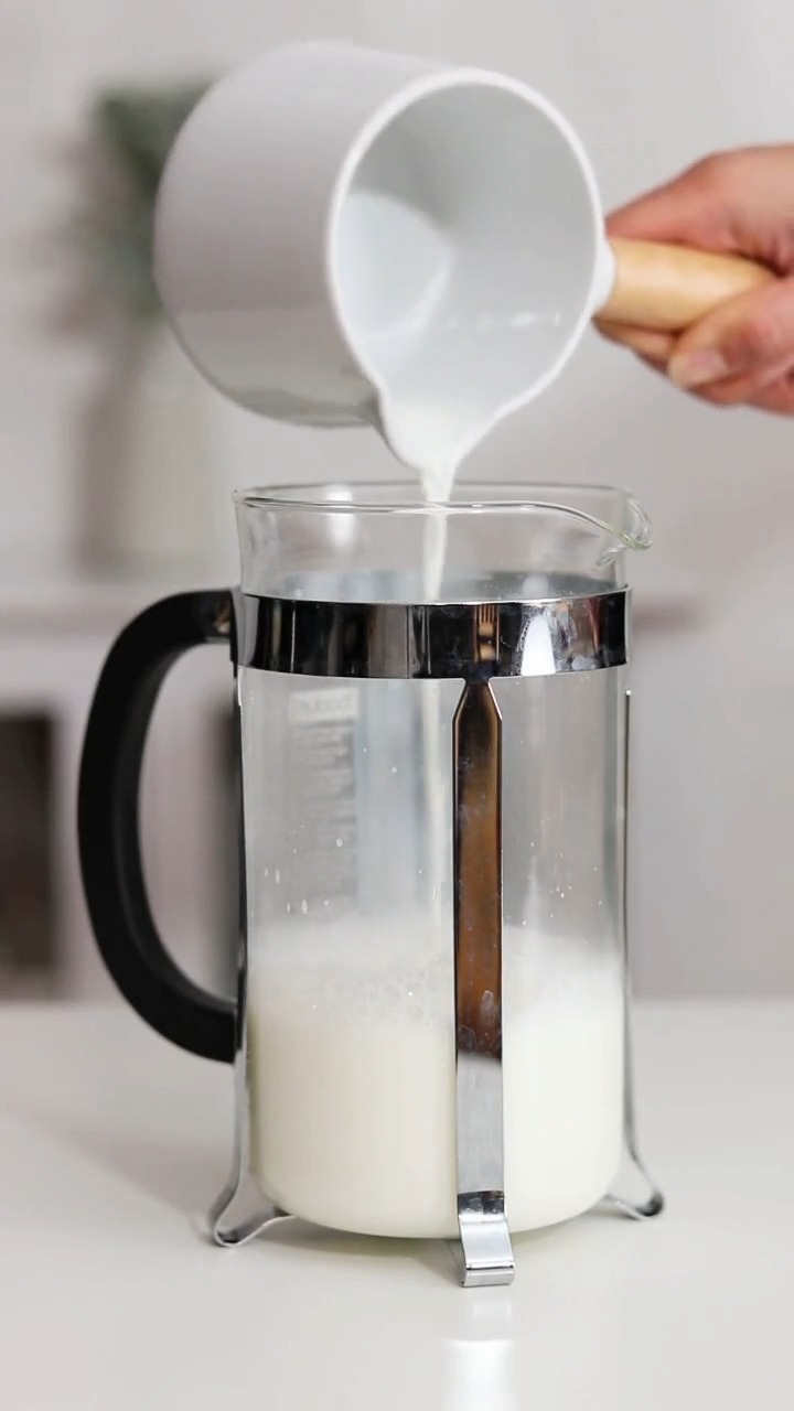 https://www.yesmooretea.com/wp-content/uploads/2021/12/How-to-Froth-Milk-at-Home-Using-a-French-Press-3-poster.jpeg